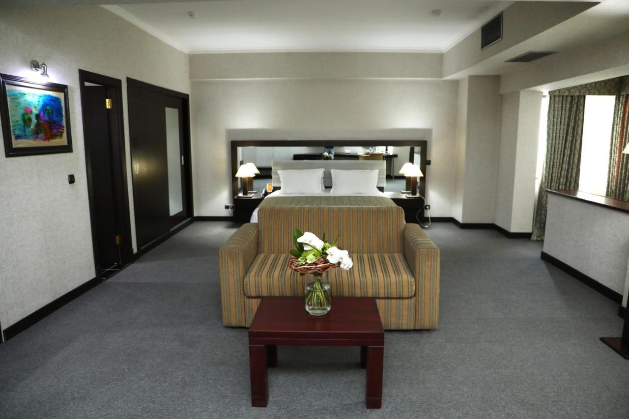 Le Grande Plaza Hotel Taskent Exterior foto