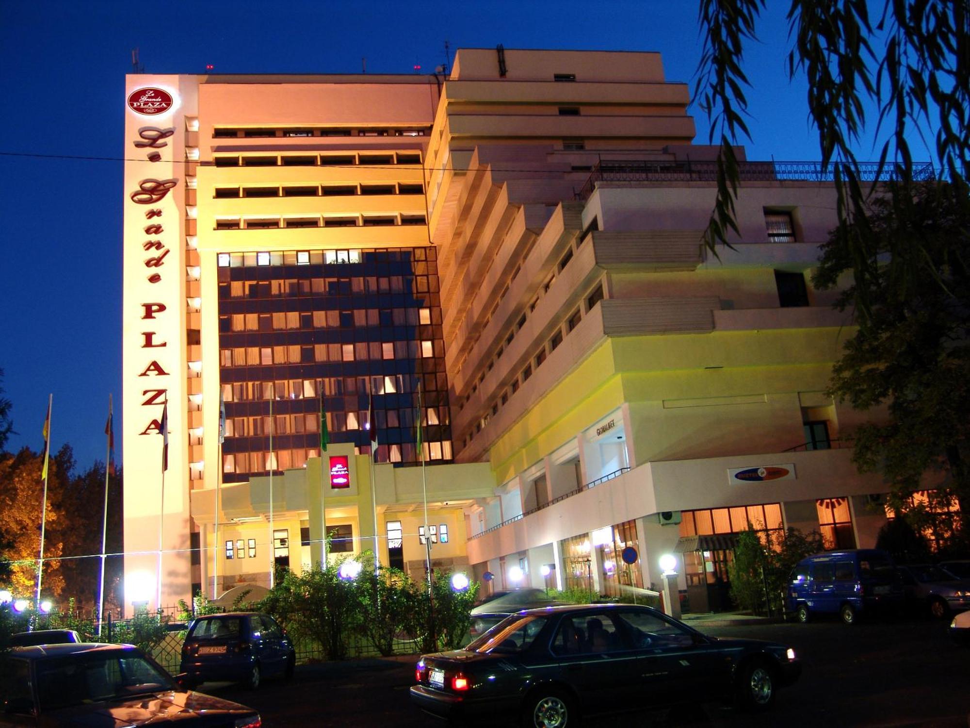 Le Grande Plaza Hotel Taskent Exterior foto
