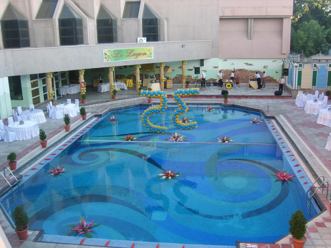 Le Grande Plaza Hotel Taskent Exterior foto